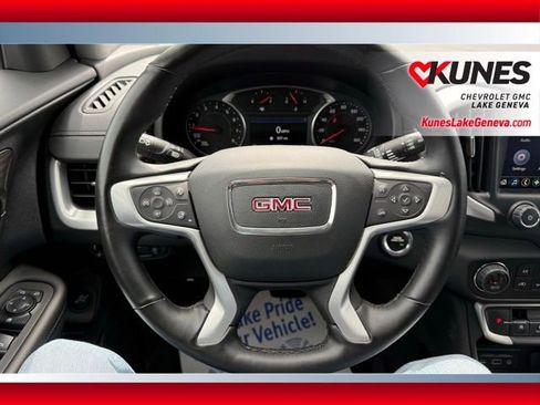 Used 2024 GMC Terrain SLT AWD/4WD image 39