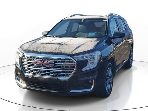 Certified 2022 GMC Terrain Denali image 2