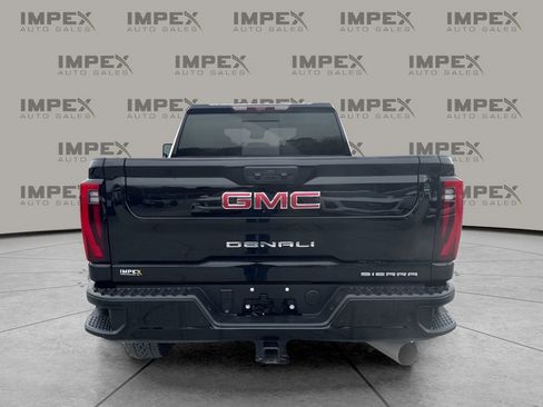 Used 2025 GMC Sierra 3500 Denali w/ Denali Reserve Package image 4