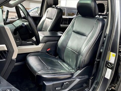 Used 2017 Ford F250 Lariat w/ Lariat Ultimate Package image 27