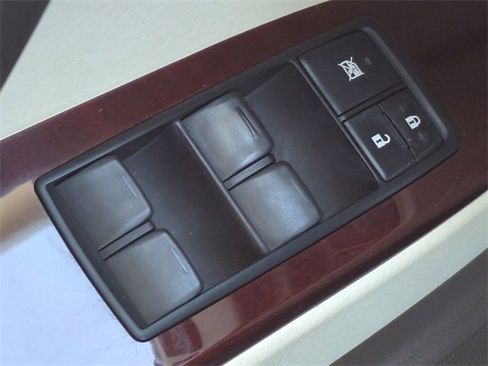 Used 2018 Lexus GX 460 Premium w/ Premium Package image 25