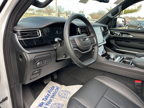 New 2026 Jeep Grand Wagoneer L Summit image 69