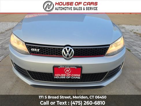 Used 2015 Volkswagen Jetta GLI SE FWD image 10