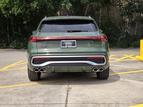 New 2026 Audi SQ5 Premium Plus AWD/4WD image 9