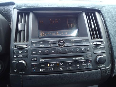 Used 2004 INFINITI FX35 AWD w/ Touring Pkg image 18