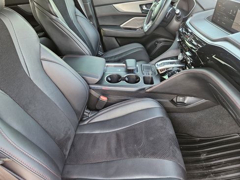 Used 2024 Acura MDX A-Spec image 13