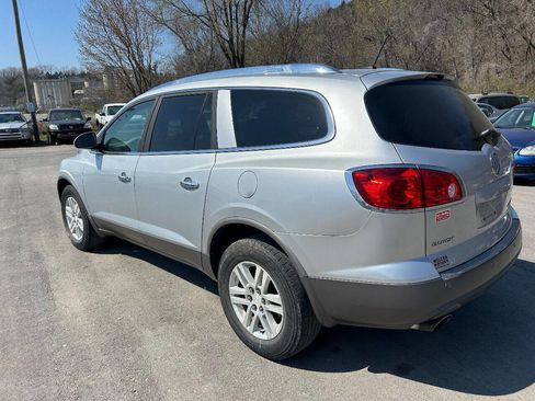 Used 2009 Buick Enclave CX w/ Driver Confidence Package image 9