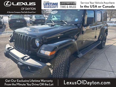 Used 2021 Jeep Wrangler Unlimited Sahara image 7