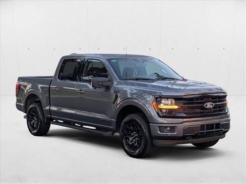 New 2025 Ford F150 XLT w/ Equipment Group 302A MID image 6