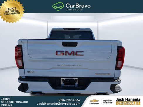 Used 2022 GMC Sierra 1500 Elevation w/ X31 Off-Road Package AWD/4WD image 4