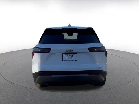 Used 2025 Chevrolet Equinox LT image 12