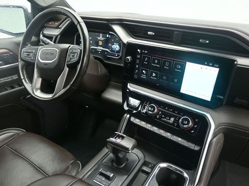 Used 2022 GMC Sierra 1500 Denali w/ Denali Reserve Package RWD image 14