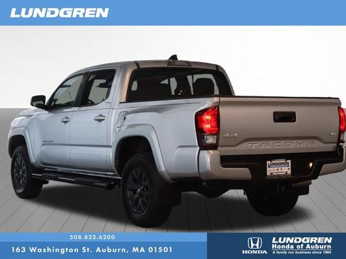 Used 2023 Toyota Tacoma SR5 w/ Technology Package AWD/4WD image 3