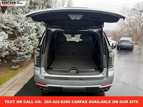 Used 2025 Chevrolet Suburban High Country image 40