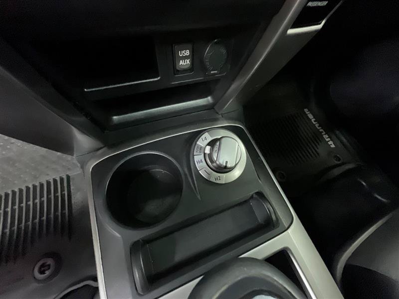 Used 2018 Toyota 4Runner SR5 Premium AWD/4WD image 17