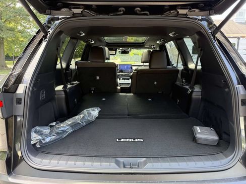 Used 2026 Lexus TX 350 AWD w/ Technology Package image 28