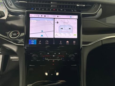 Used 2022 Jeep Grand Cherokee Trailhawk image 21