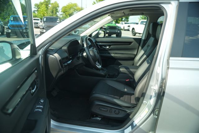 Used 2025 Honda CR-V EX-L image 14