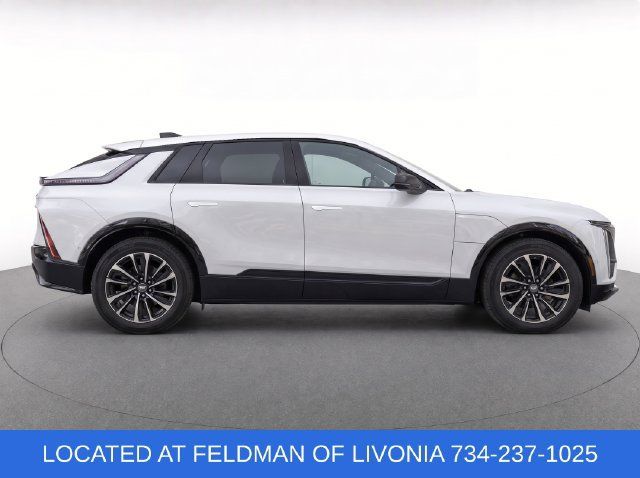 Used 2024 Cadillac Lyriq Sport w/ LPO, Floor Liner Package AWD/4WD image 8