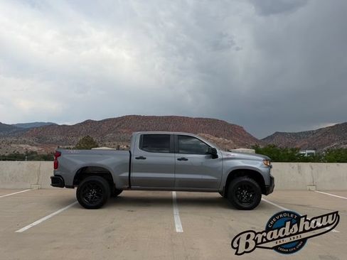 Used 2021 Chevrolet Silverado 1500 Custom Trail Boss w/ Safety Confidence Package AWD/4WD image 3