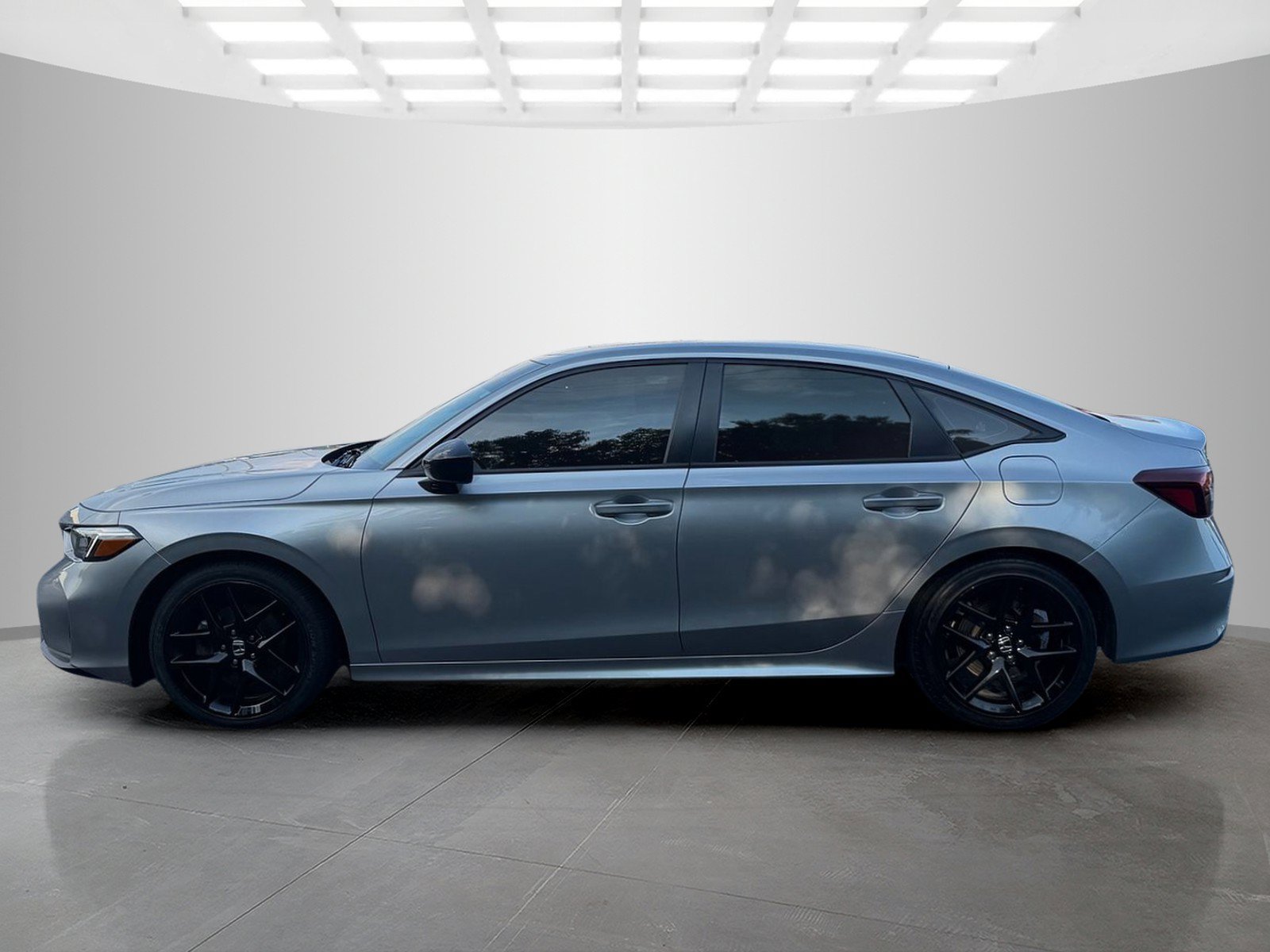 Used 2025 Honda Civic Sport image 3