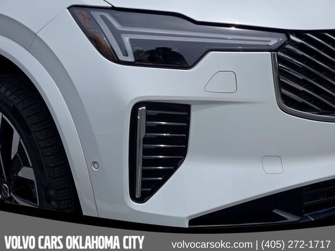 Used 2026 Volvo XC90 B6 Plus w/ Protection Package Premier AWD/4WD image 8