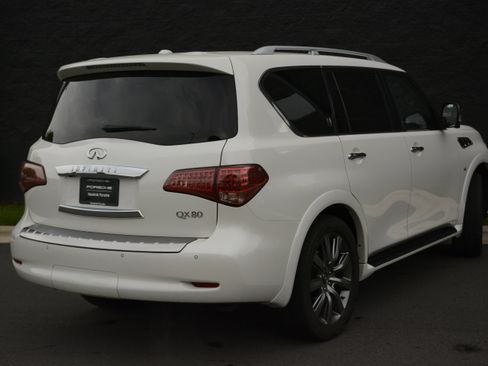 Used 2017 INFINITI QX80 Signature Edition RWD image 7