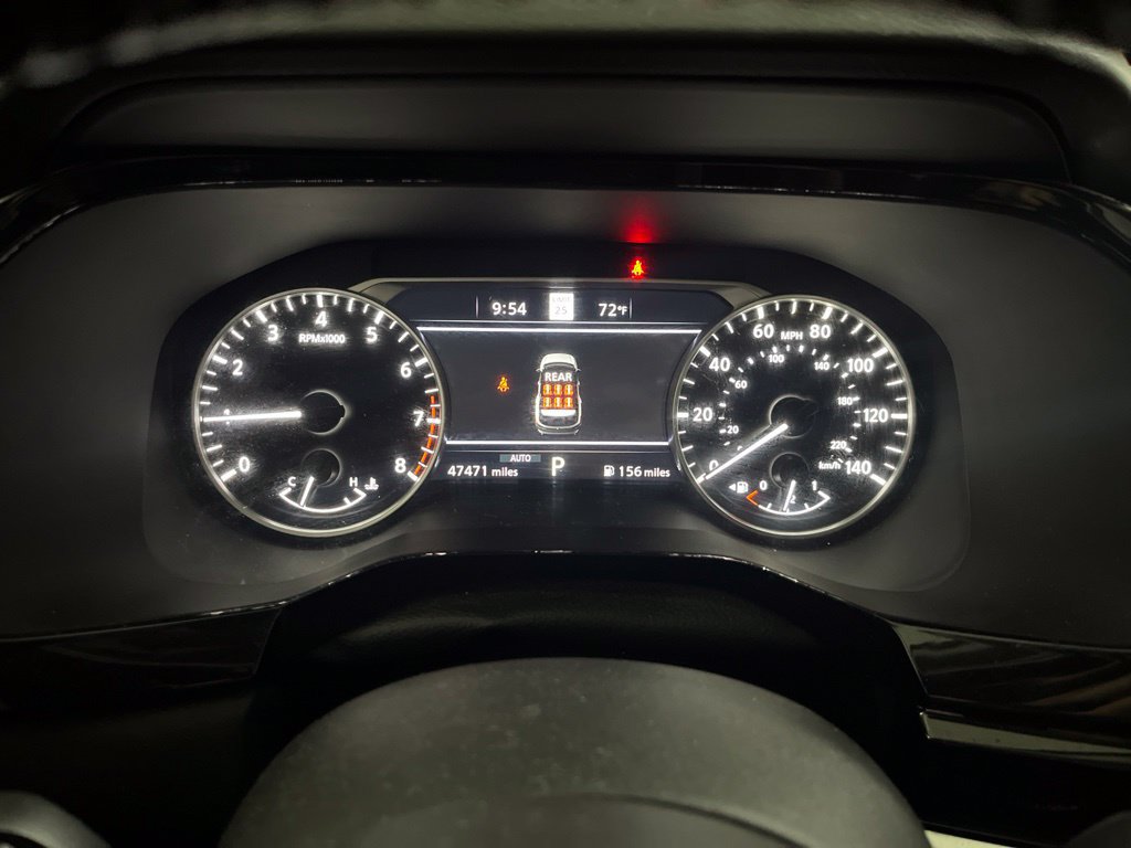 Used 2024 Nissan Pathfinder SL AWD/4WD image 27