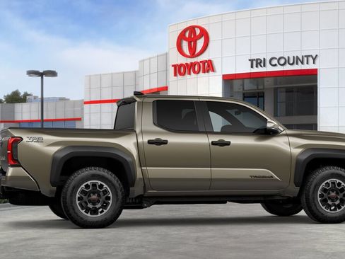 New 2026 Toyota Tacoma TRD Off-Road AWD/4WD image 12