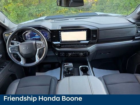 Used 2024 Chevrolet Silverado 1500 LT Trail Boss AWD/4WD image 44