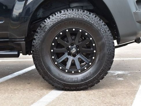 Used 2010 Nissan Xterra X AWD/4WD image 11