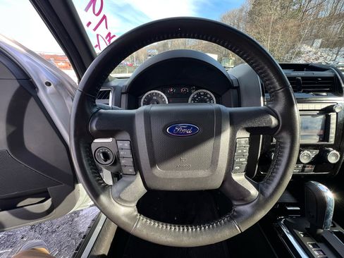 Used 2011 Ford Escape Limited w/ 302A Rapid Spec Order Code image 10