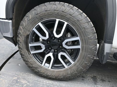 Used 2019 GMC Sierra 1500 SLT w/ SLT Premium Package image 19