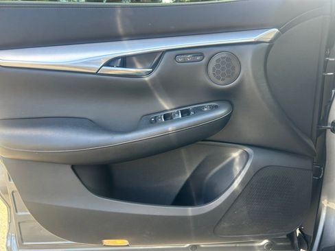 Used 2019 INFINITI QX50 Essential w/ Proactive Package AWD/4WD image 22