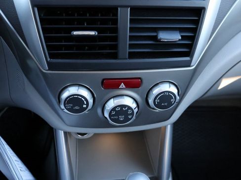 Used 2010 Subaru Forester 2.5X Limited image 20