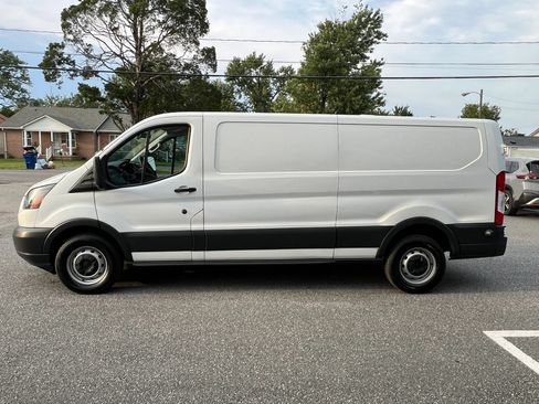 Used 2018 Ford Transit 250 148 Low Roof RWD image 4