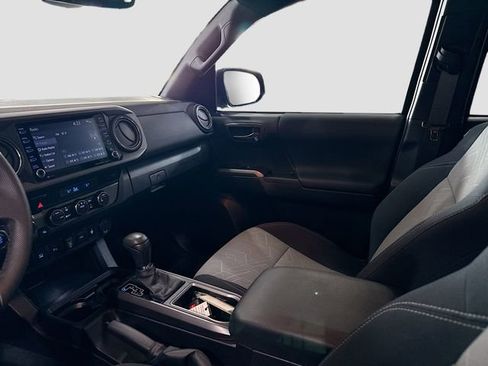 Used 2023 Toyota Tacoma TRD Sport w/ Advanced Technology Package image 23