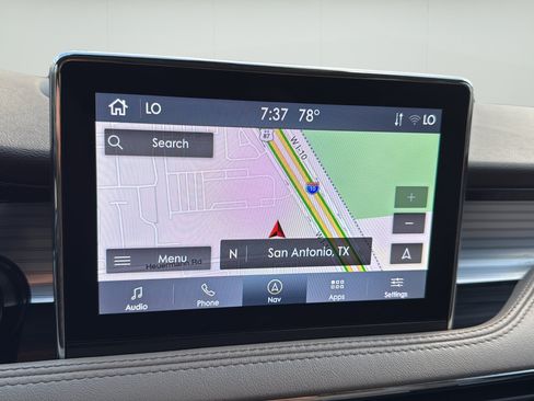 Used 2022 Lincoln Corsair FWD w/ Premium Package image 17