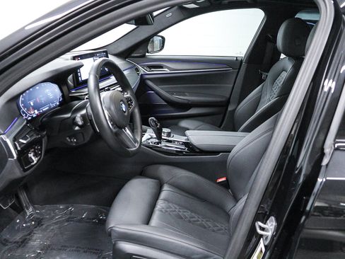 Used 2023 BMW 540i w/ M Sport Package RWD image 19