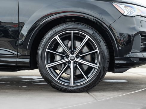 Certified 2024 Audi Q7 3.0T Prestige w/ Prestige Package image 34