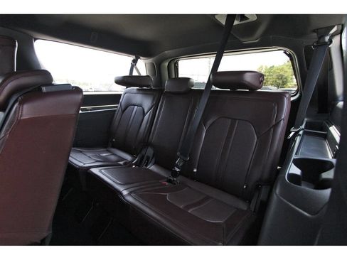 Certified 2024 Ford Expedition Max Limited RWD image 10