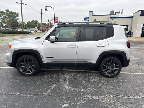 Used 2020 Jeep Renegade Altitude AWD/4WD image 7
