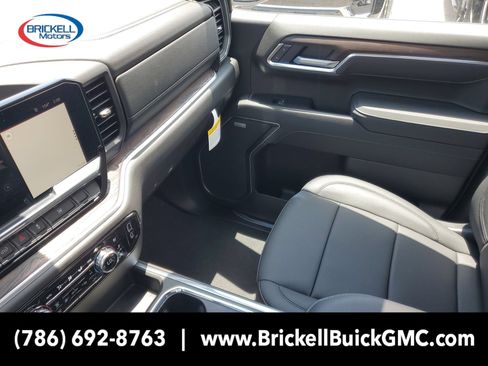 New 2026 GMC Sierra 1500 SLT w/ SLT Premium Package AWD/4WD image 27