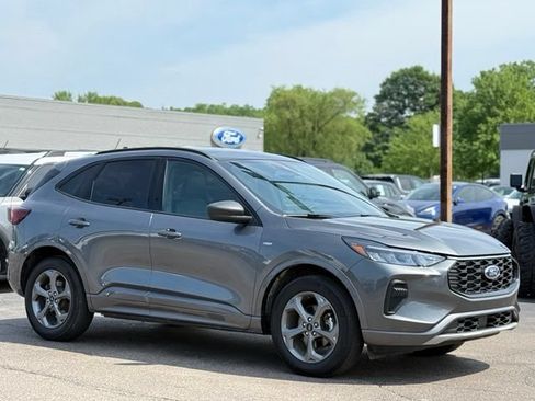 Used 2024 Ford Escape ST-Line w/ Tech Pack #1 AWD/4WD image 36