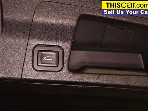Used 2017 GMC Acadia SLE w/ Driver Alert Package I FWD image 31