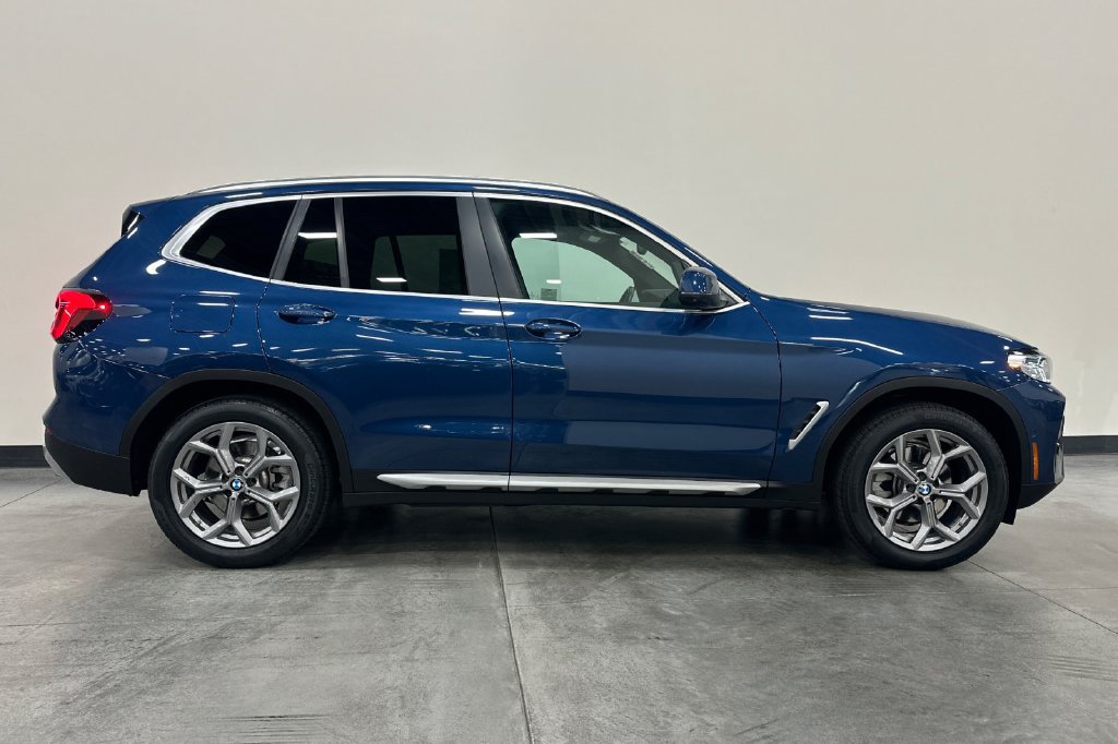 Certified 2024 BMW X3 xDrive30i w/ Convenience Package AWD/4WD image 3