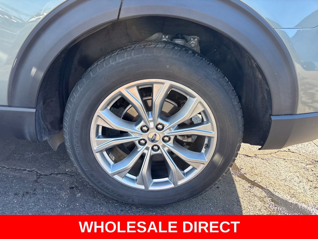 Used 2020 Ford Explorer XLT w/ Equipment Group 202A AWD/4WD image 10