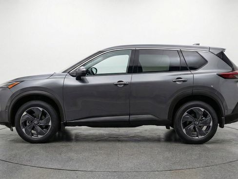 Used 2025 Nissan Rogue SV FWD image 5