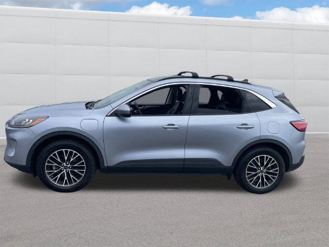 Used 2022 Ford Escape SEL w/ Technology Package FWD image 2