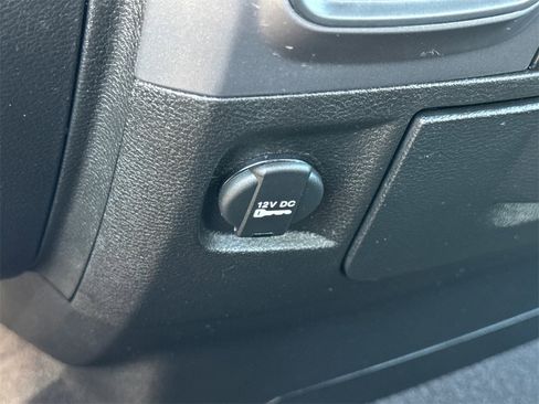 Used 2024 RAM 1500 Classic SLT image 29